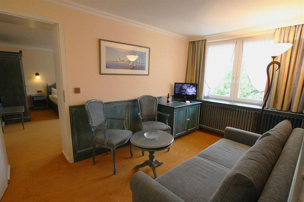 Hotel Duenenschloss Mit Private Spa 치노비츠 외부 사진